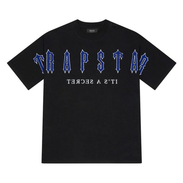 Koszulka Trapstar Arch Chenille Decoded 2.0 – Czarno/Fioletowa